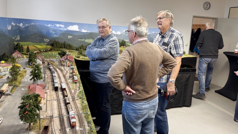 Gäste im Clubheim: Der Modellbahnclub Glauchau - Mariazellerbahn - Foto: Volker Seidel Gäste im Clubheim: Der Modellbahnclub Glauchau - Mariazellerbahn - Foto: Volker Seidel, Münchberg