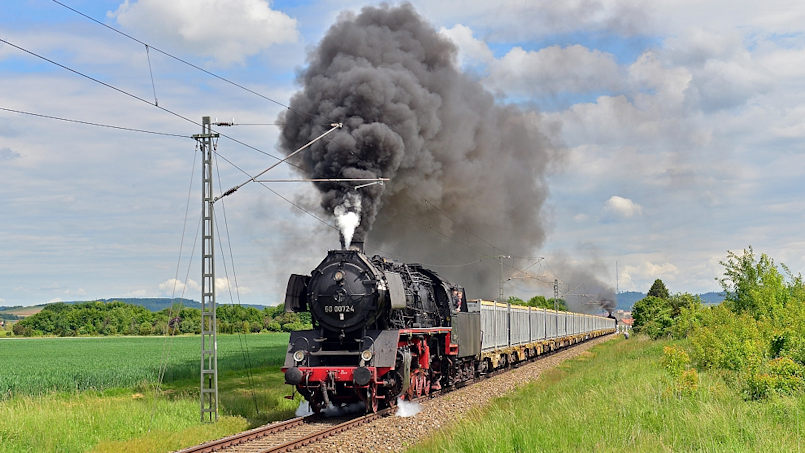 49. MEC 01 Medienabend - 50 0072 mit Plangüterzug im Nördlinger Ries  - Foto: Jürgen Dorner