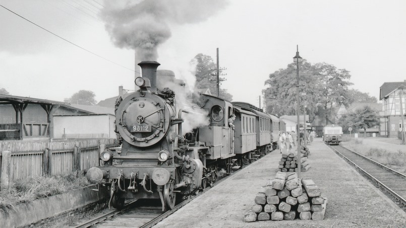 55. MEC 01 Medienabend: Bunte Bilder von modernen Bahnen - 98 112 - Foto: Gerd Wolff/Eisenbahnstiftung