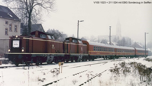 V 100 1023 und 211 024-5 in Seiffen - Foto: Roland Fraas